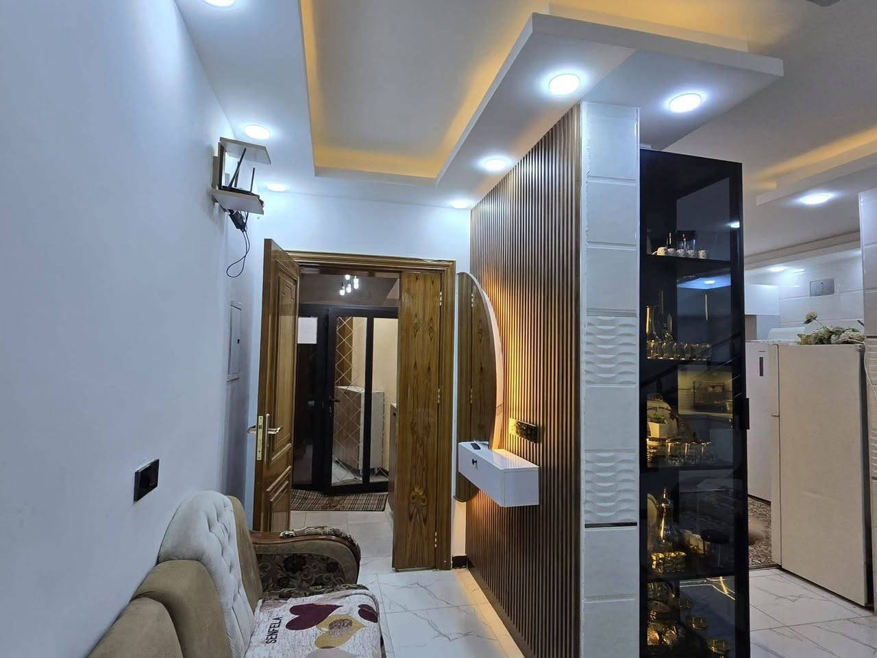 فيلا للبيع مجمع السلام السكني مقابل جامعة الكفيل طابقين ركن شارع ٦٠ المساحه ٣٦٠م كل الغرف نظام سويتات للاستفسار فقط الشراي يتصل على الرقم ***********
