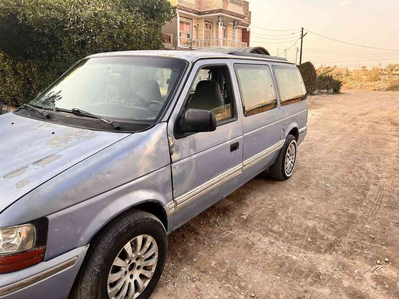 دوج كلايزر سياره بالادعيه حلوه محرك جديدسياره مديل 93 رقم إنكليزي جديد تحويل ثاني يوم تبريد  شغال  تخم تايرات جداد  سياره حلوه مناقصه شي ترايك للبصره 
رقم صاحب سياره ‭0780 591 0971‬ 
***********
