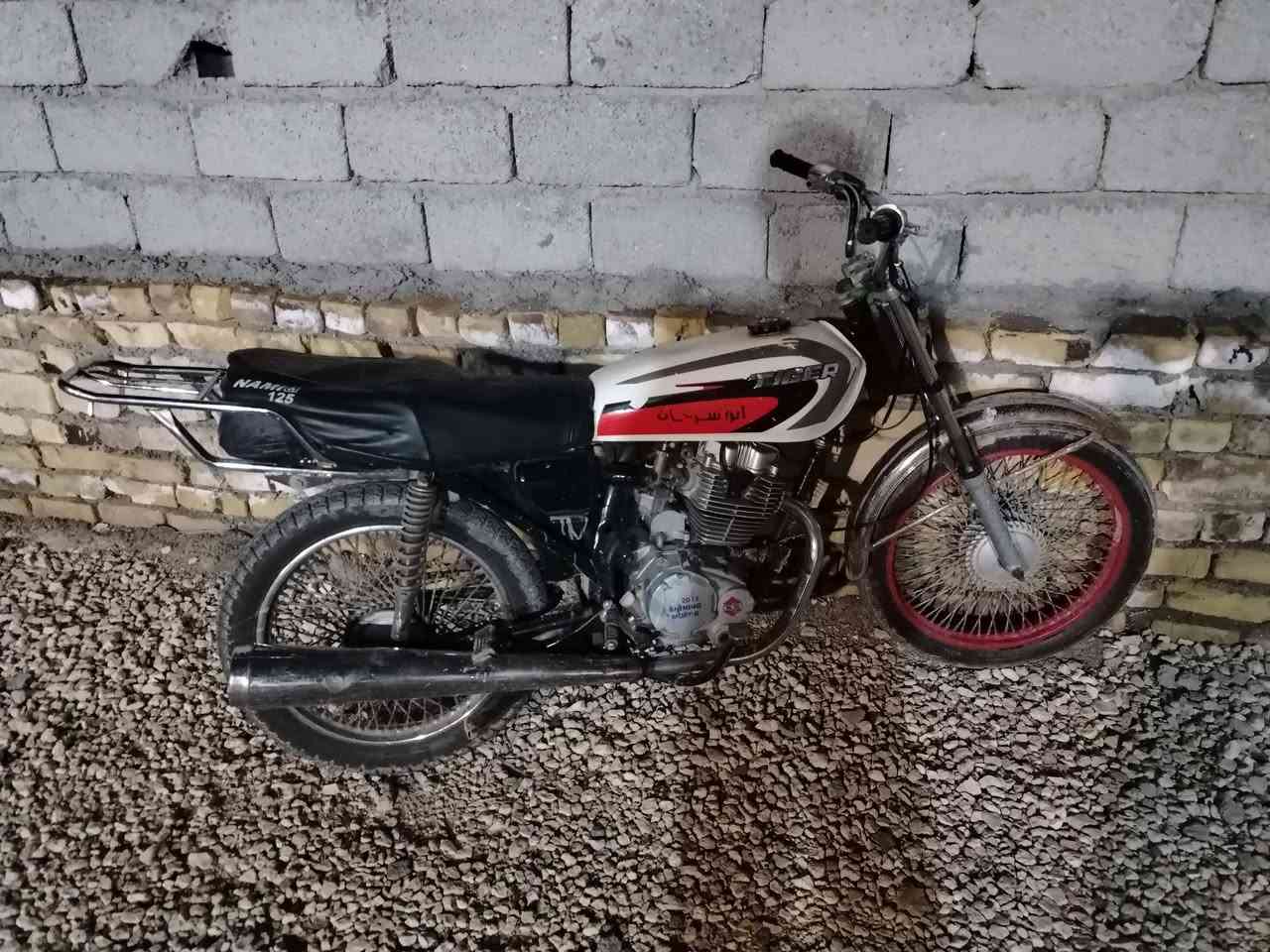 للبيع سعر مناسب متوازي ع بيعته لتواصل ***********
