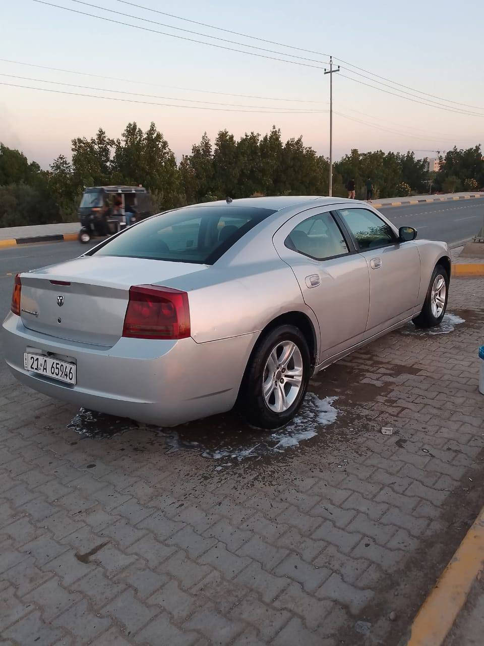 السلام عليكم 
جارجر للبيع مديل 2008
رقم سليمانيه انكليزي تريد تحويل تريد وكاله 
سنويه ل 2027
مكينه 3500
ضرر بس جاملغ امامي فقط ولباقي كفاله 
كير ومكينه بالكارتون شرط لضمان 
حداديه ستوني فاتحها كله جديد لسياره كلشي شغال بيهه ونضيفه كلش مال جناي 
السعر 95 وبيها مجال حك الجيه 
مكان السياره الكوت 
ما متواحد ع الفيس تصل وبخدمتك رقم ‏‪***********‬‏
