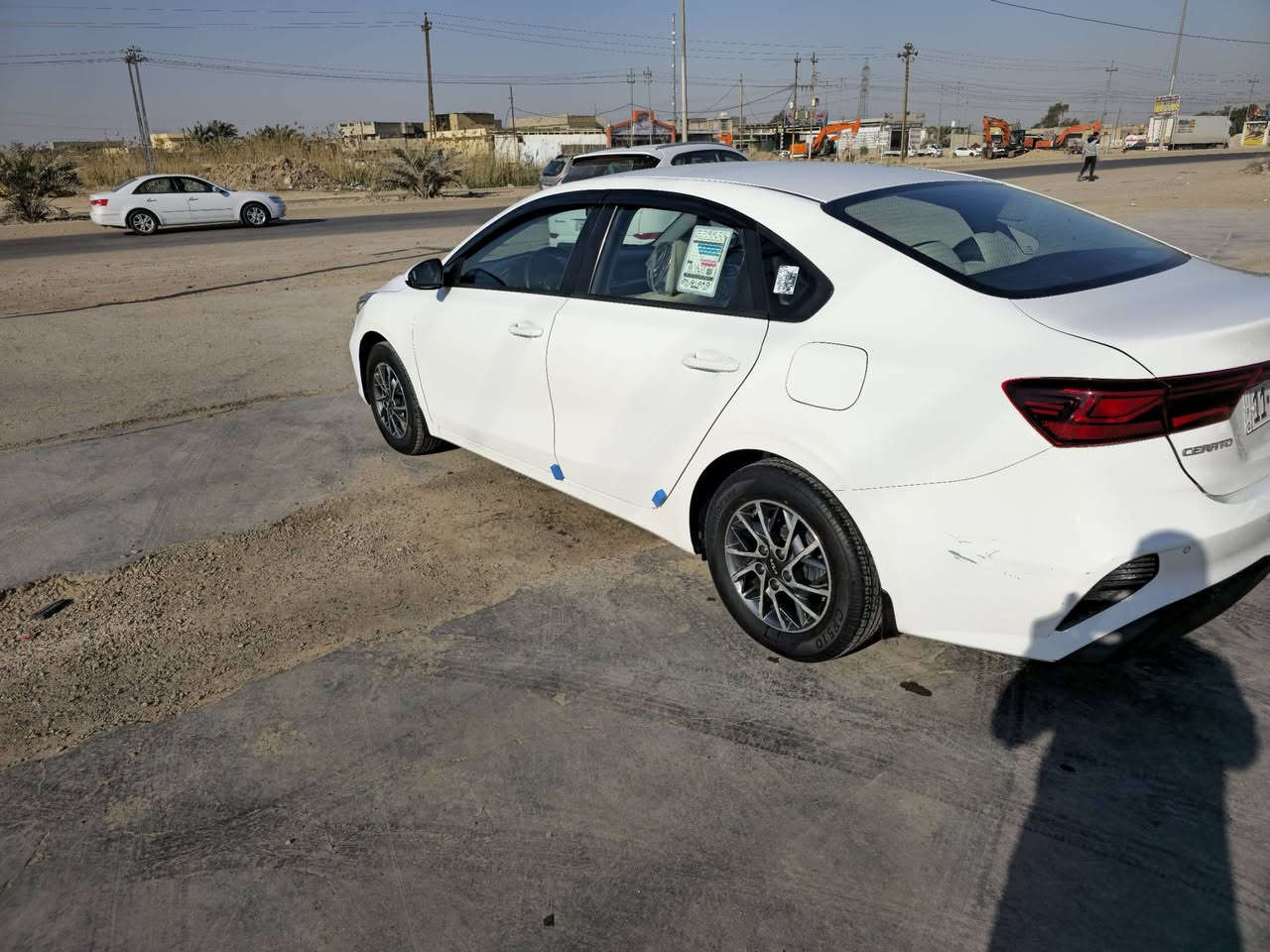 كيا سيراتو
موديل٢٠٢٢ محرك ١٦٠٠  رقم بغداد بسمي تحويل مباشر كير سبورت وعادي حساسات خلفيه موصفات عاديه مدوشمه عام درجه اوله ماشيه ١٣٩ الف تخم تاير  جديد  بيها باردين بسيطات بل هلال السعر ١٦٥ وبيها مجال 

رقم الموبايل ***********
