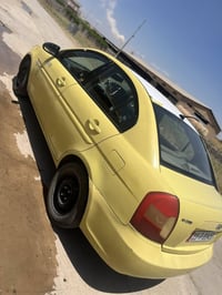 اكسنت ٢٠١١ • محرك ١٫٦ • ضرر باب