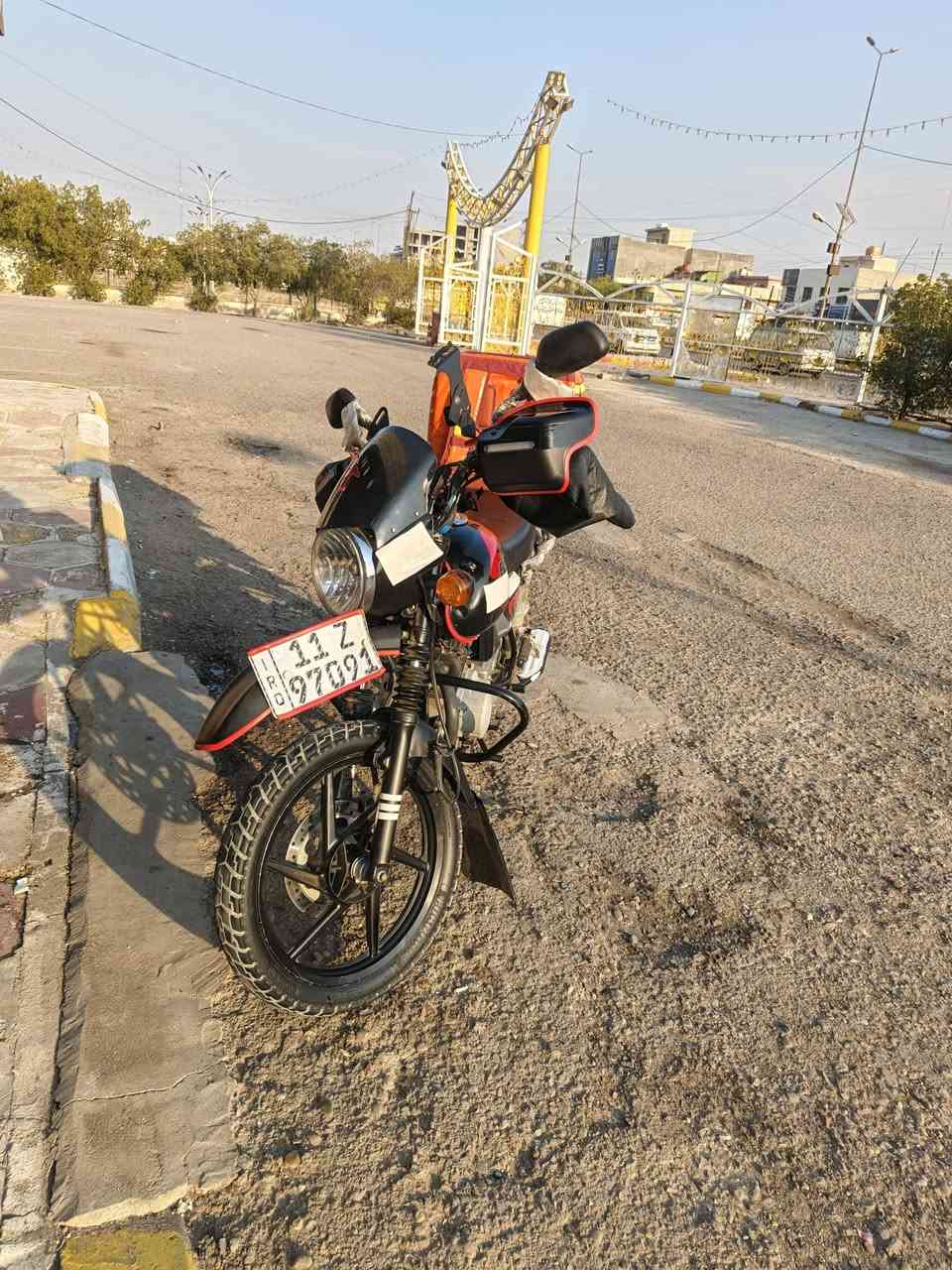 السلام عليكم بوكسر جبلي موديل ٢٢ مسجله ٢١شهر ١٢بي٢٠ دراجه خير من لله كل نقص ما بيه تأخذه ربع دينار ما اذب عليه محرك مكفول لا تنقيص وله تبخير دراجه خرسه مرقمه رقم بغداد شرط التحويل  إخوان رايده ب ١٧٥٠ و بلاش الطيبين  مكاني البياع و الي ما عنده بلاش يأخذه رقمي ***********
عل وتساب ***********
