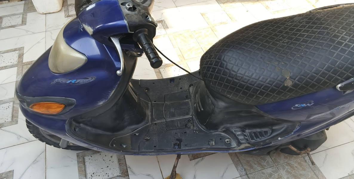 دراجه فراشه دولفين سلف هندر اشاير كلوب عداد كيلو متر كامله سعره 250مكان سوق الشيوخ ‏‏‪***********‬‏
