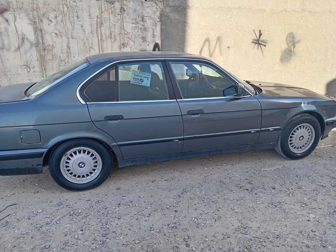 السلام عليكم بي ام 525,محرك مفتوح كير اوتو، موديل  1991,
رقم صلاح. الدين انكليزي، تبريد، تخم تاير.، صدرين جدد سياره جاهزه السعر  46,مكان السياره بغداد الدوره، ***********,
