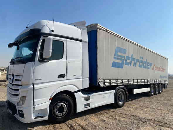 2016 ثلاجة كامرة حساس  تايرات جديدة  عربانة جادر كرونة بدون زنجار  اللبيع استفسار  اتصل  ***********
