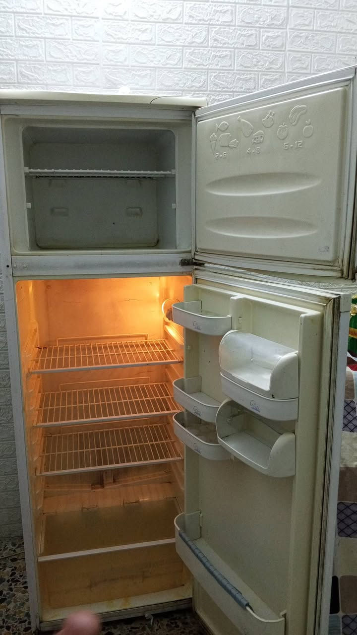 للبيع
***********
