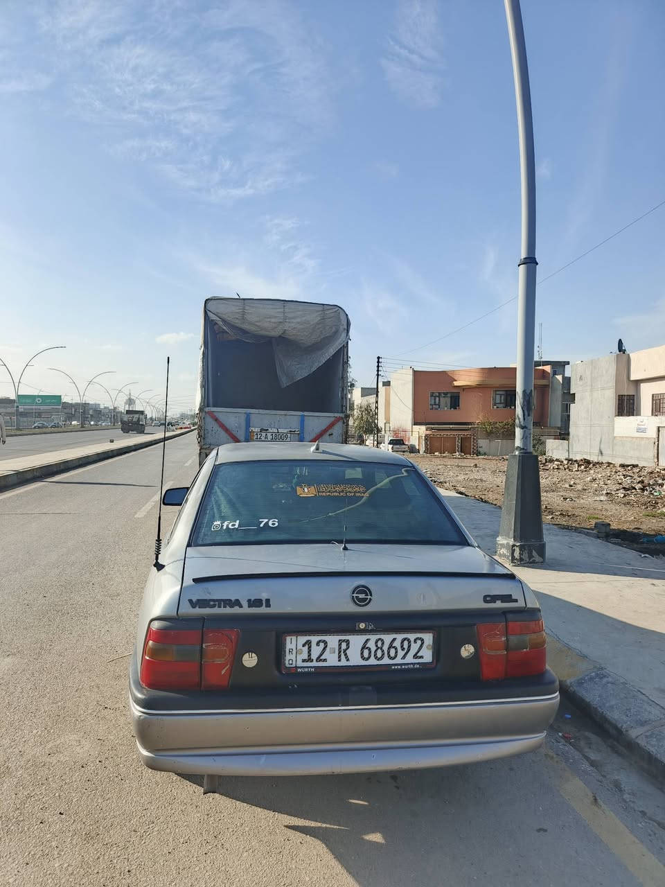 سيارة للبيع
اوبل /فكترة
موديل/91
محدد/93
كاربون/بيها
السيارة/بسمي
مكينة/فول
كير/شرط
أي ضرر ما بيها
السعر[50]بي مجال شي قليل
رثم التواصل/***********/***********
