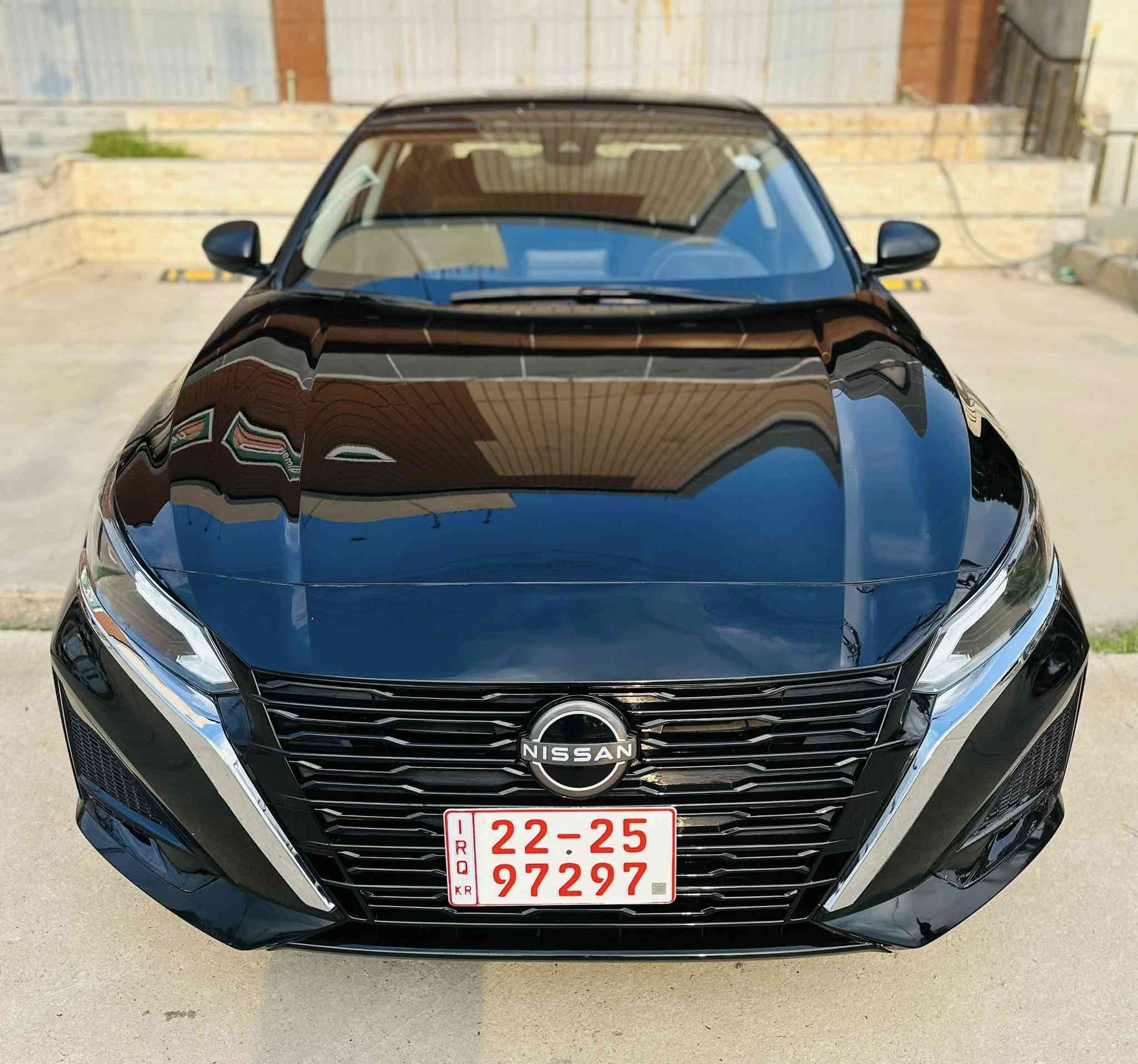 للبيع التيما SV
السعر 143 بيها مجال بسيط 
***********
موديل 2024 
ماشيه 27 ميل 
الون اسود  
تحكم ستيرن 
تثبيت سرعه 
كاميرا خلفي 
رادار خلفي 
رادار جانبي 
تايرات شركة 
بصمة أبواب 
بصمة تشغيل 
كشن كهربائي
لايتات زنون بلادي 
صدر امامي خلفي شركة مملعوب بي 
كير مكينه بشرط 
تبريد ثلج 
حجر بلادي
السياره فقط جاملغ بونيد صبغ سونار بلمنشور 
مع رقم الشاصي 
1N4BL4DVXRN378636
 كاتي وياها شهرين لترقيم تترقم شمالي اربيل سليمانيه دهوك حسب الرغبه 
تريدها مرقمه جاهز تريدها بدون رقم 
مكان السياره ديالى خانقين
