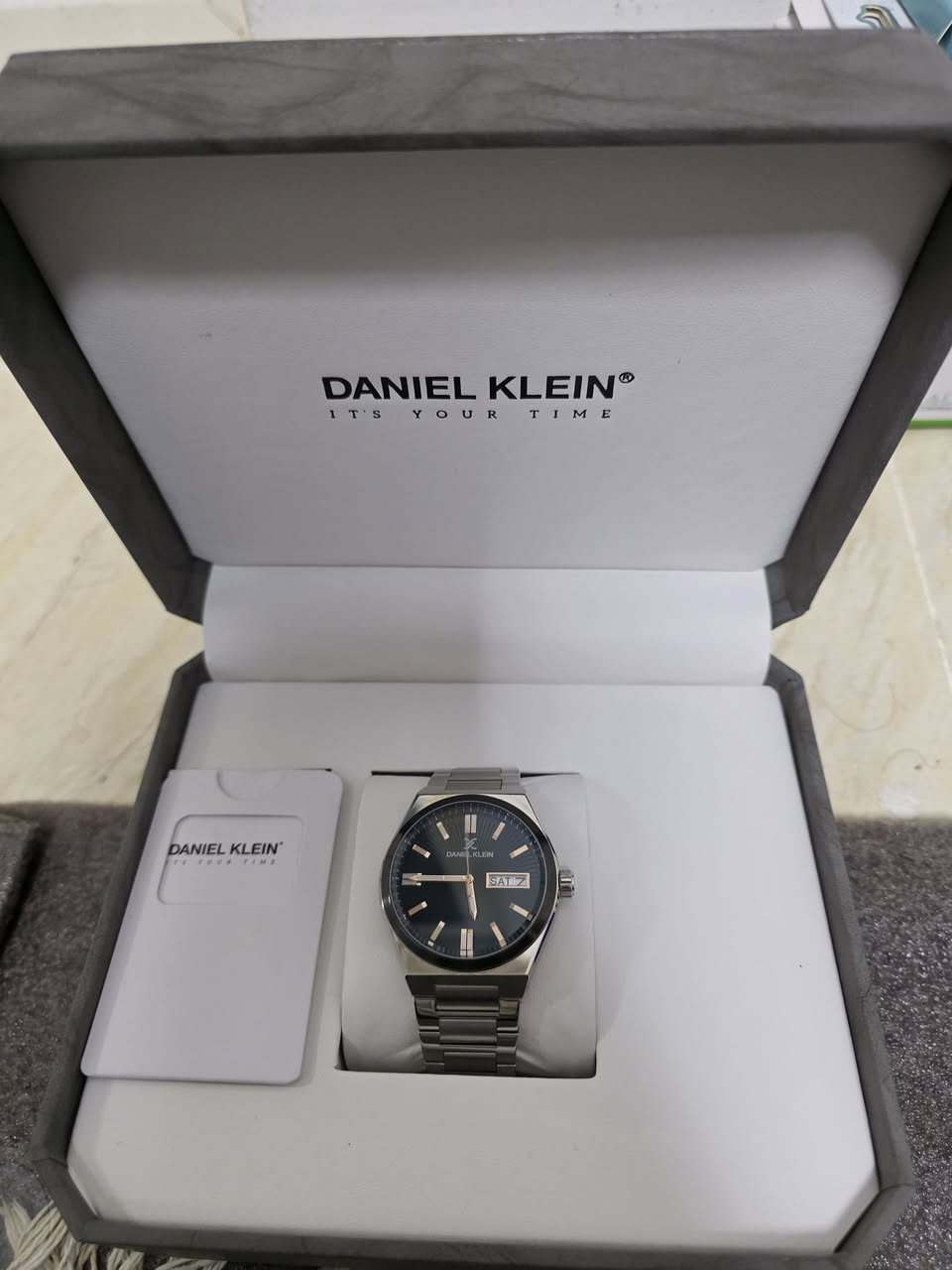 ساعة من بران دانیل کلاین
مستخدم فقط یومان و متبقیة ب نسبة نضافة %100

بها کارد ضمان الشرکة لمدة السنة.

يباع بسعر 135 ألاف في الأسواق، لكنني أبيعه بـ 90 ألفًا.


**إذا كنت صاحب هذا الإعلان وتريد حذفه لأي سبب، رجاءا أرسل رسالة إلى الدعم الفني**