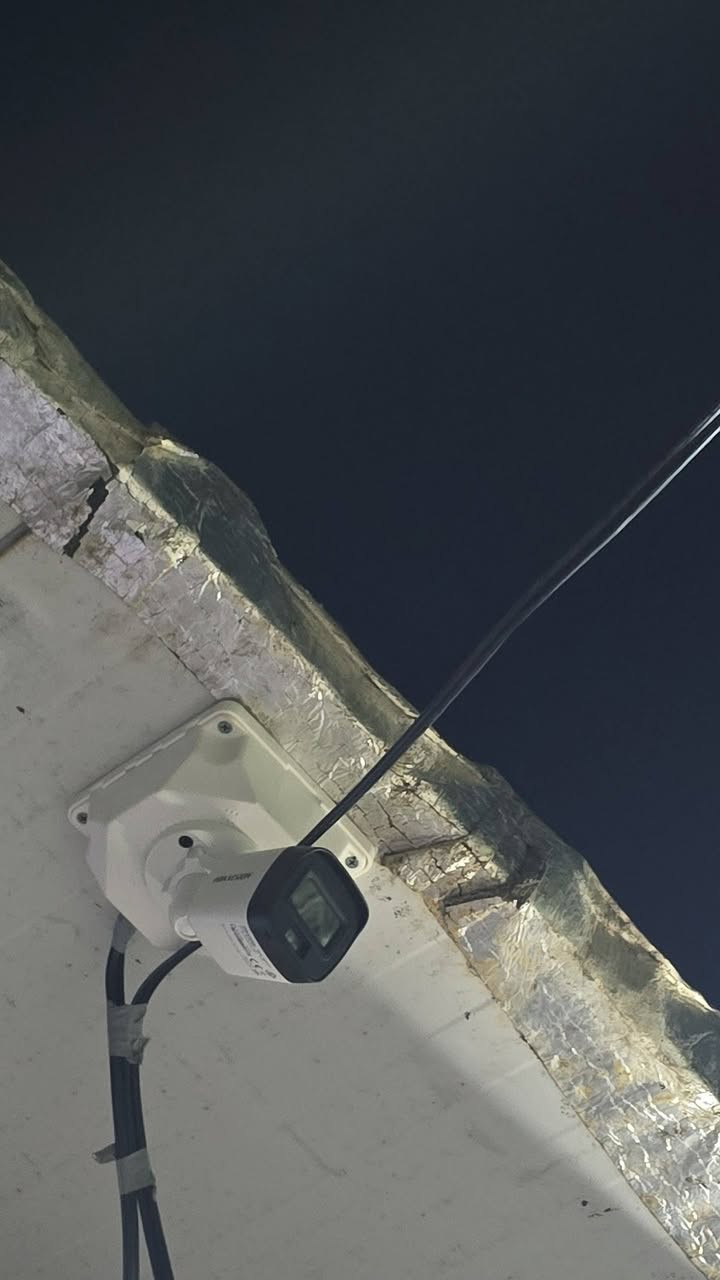 بفضل الله
🛑تم تجهيز و  #تنصيب مجموعة من كاميرات المراقبة باستخدام كاميرات HIKVISION الأصلية، المعروفة بجودتها العالية ودقتها بالتسجيل عدد الكاميرات  (2)بدقة 2 ميكا   HIKVISION
إذا همّك الأمان وجودة الشغل،(مكتب الدقة مكتب مجاز  ) دايمًا حاضرين نخدمك 💼
للاستفسار : واتساب 
(***********)📞
الديوانية العروبة مجاور لحوم الحمراء
