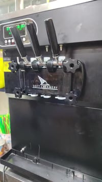 للبيع للاستفسار علا الخاص او 07744901738 واتساب مستخدم قليل