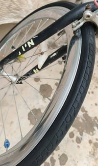 بايسكل C700 قياس 28 للبيع  قوي ومريح للمشي الطويل.  السعر 130 وبي مجال...