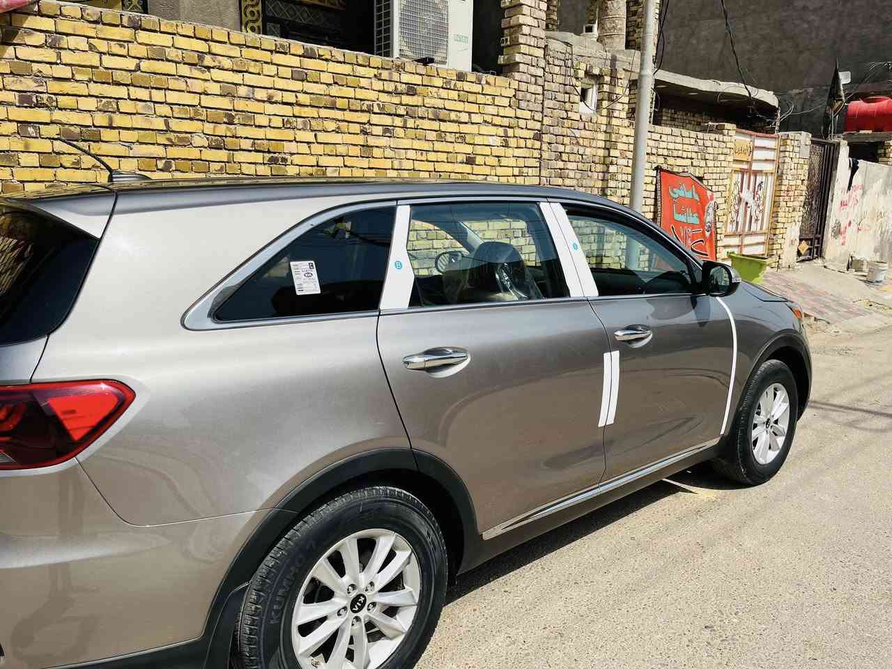 سورنتو 2019 وارد امريكي gdi
السياره  بسمي فول ماعده البصمة والبنوراما 
جاهزه من كلشي ماتصرف حادثة مرفق بلصور بنيد وجاملغ تعديل مع صبغ البابين اثر خدوش للبيع او المراوس بسياره عاليه حديث
للاتصال*********** 
السعر 200 وبيه مجال
