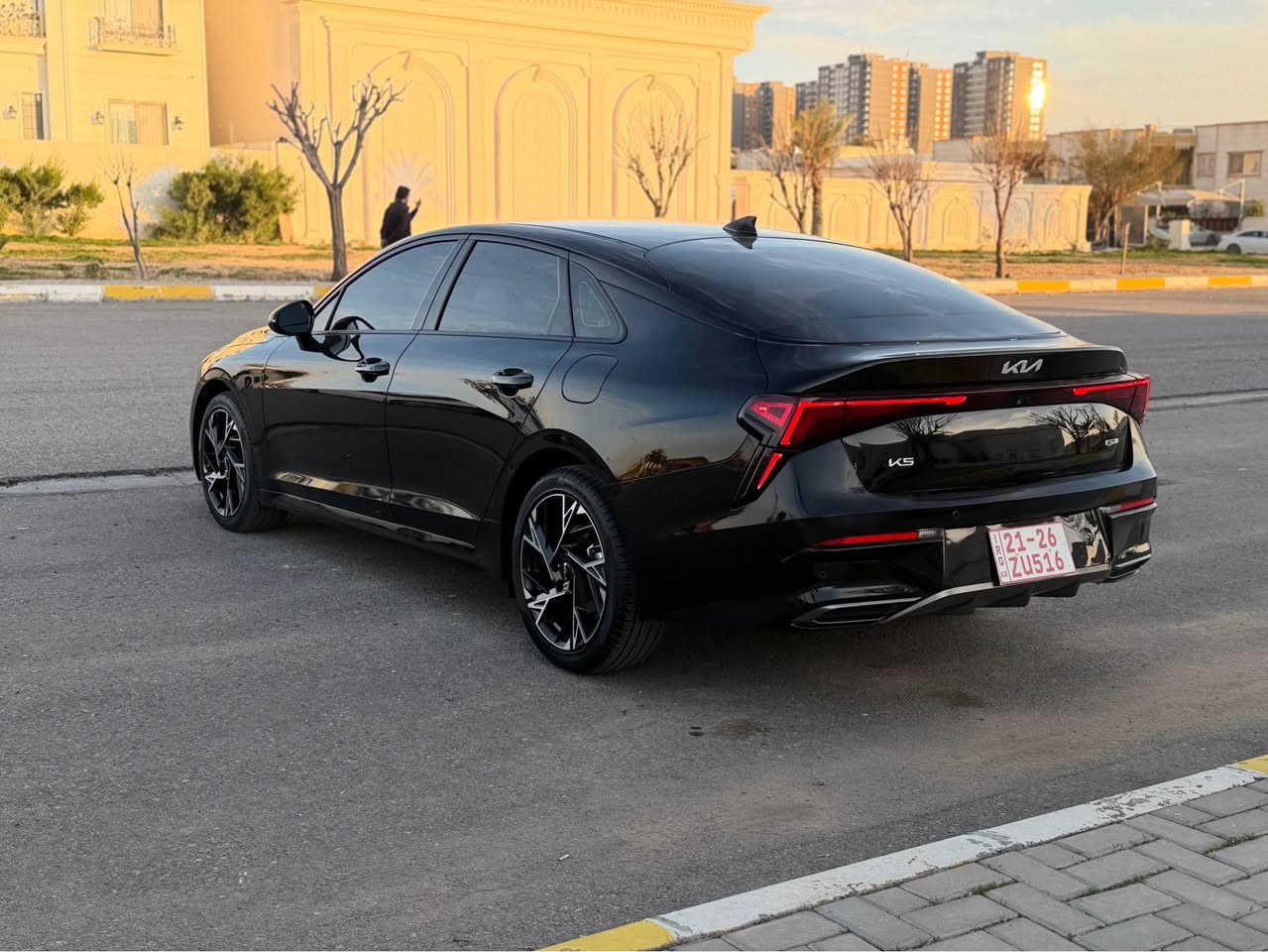 السلام عليكم

Kia K5 موديل 2025 GTLINE
سيارة بدون صبخ كلين
مواصفاتها 

مكينه 2500 

مازدات ذكيه تصعد وتنزل وتفتر معه لاستدارة 
كشافات ضباب
بك لايت LED
أشاير بالمري 
6 حساسات إماميه 
4 حساسات خلفيه 
رادارات محيطيه امامي خلفي جانبي 
قياده ذاتيه 
توقف ذاتي 
تحديد مسار 

رادار تفاعلي 
مثبت سرعه
أوامر صوتيه 
شاشه متصله 
شاشة اعطال 
شاشت تكيف 
هندبريك بصمه 
5 وضعيات قياده 
شحن لاسلكي 
وتو هولد 
كرسي كهربائي جلد 
تدفئة مقاعد إماميه 
تدفئة ستيرن 
سماعات BOSE 
أضويه داخليه لمس 
دبل جام
وباقي المواصفات معروفه 
ماشيه 25  ألف 
سيارة كلين يعنى بدون صبخ
السعر 200$  

مكان السيارة اربيل

للتواصل 
***********
*********** أربيل, العراق
