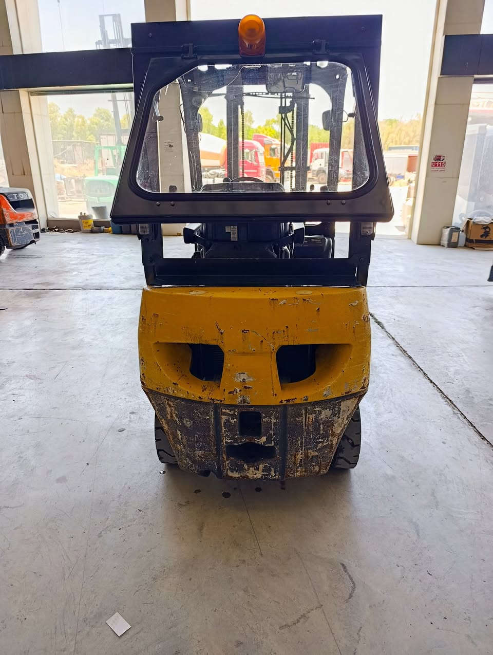 عالم الرافعات في العراق
 کوماتسو 2017 حجم  1 طن و نص
 مستخدم أوربا فقط دخول جديد   
2 قطع ارتفاع الجب  3.75  مترات 3 حركات محرك  ديزل يانمار  آوراق منفيس مؤقت مشتغله قليل شوكيه مكفول كفاله عامه العنوان كلار حي صناعي للاستفسار   عن السعر اتصل على الأرقام  ***********   ابو ڤاران
 او مراسله واتساب  يوجد توصيل 🚚 الى جميع المحافظات @ الجميع
