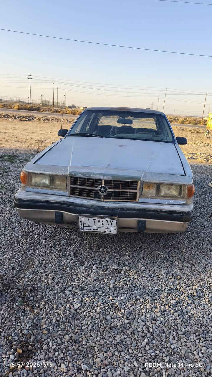 دوج امريكي موديل 1993 رقم ديالى سنويه 27 تحويل مباشر محرك كورلا 2200 تدفئه تبريد شغال ثلج جديد لا تنقيص ولا تبخير  صدر خلفي امامي جديد دبلات جديد بس الامامي ع يمنه كصير بي طبه قويه الجام الاماميه ع يمنه مكسوره كشنات كهربائيات 
كهربائيات كلها شغاله حماوه دهن بانزين كله شغال لايت ضعيف 
سعر 18 وبيها مجال 
مكان ديالى دلي عباس 
***********
