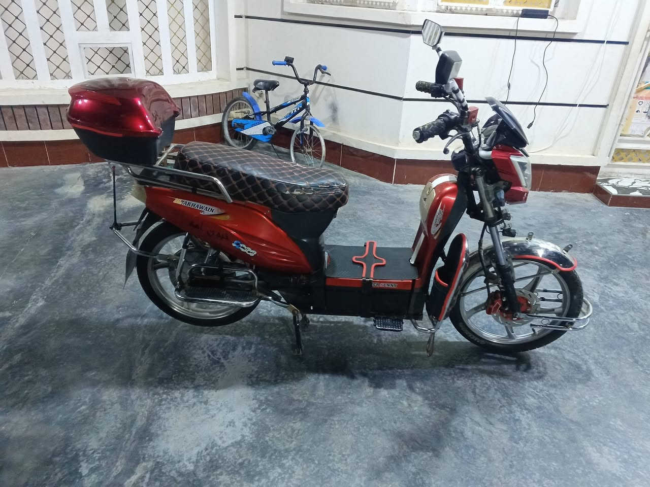 السلام عليكم موطور شحن هارلي للبيع بطاريات عل فحص سعره ٥٦٠ وبي مجال بصيط الاستفسار *********** مكان فلوجة
