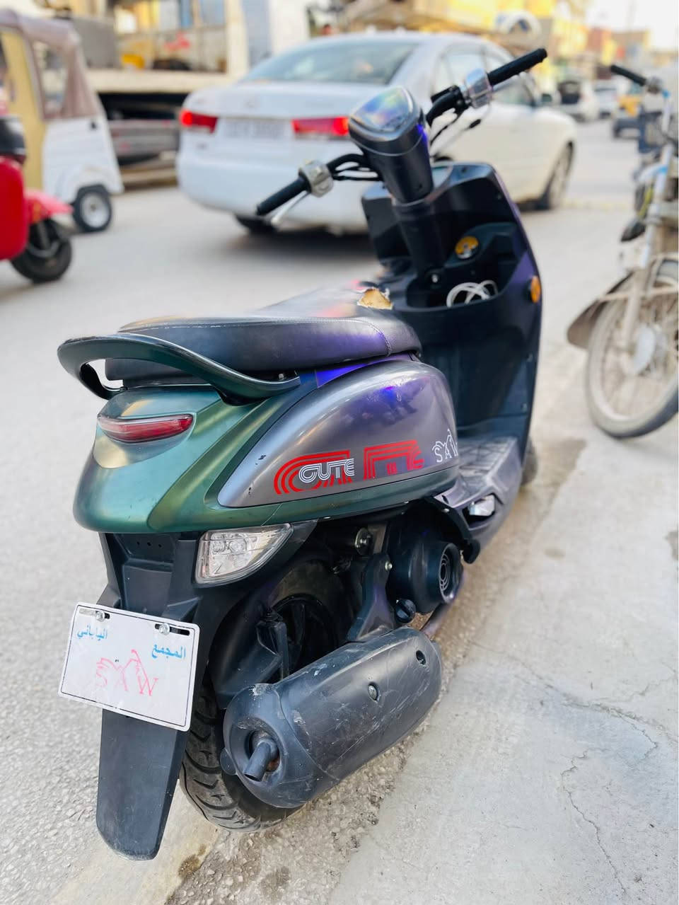 دراجه بوليسي صيني امتياز
دراجه صارلهه سنه ونص عندي
غير دهن وبانزين مذاب عليه
شلعه ومعدل مكفول نضيفه

مكاني طويريج *********** كربلاء, العراق
