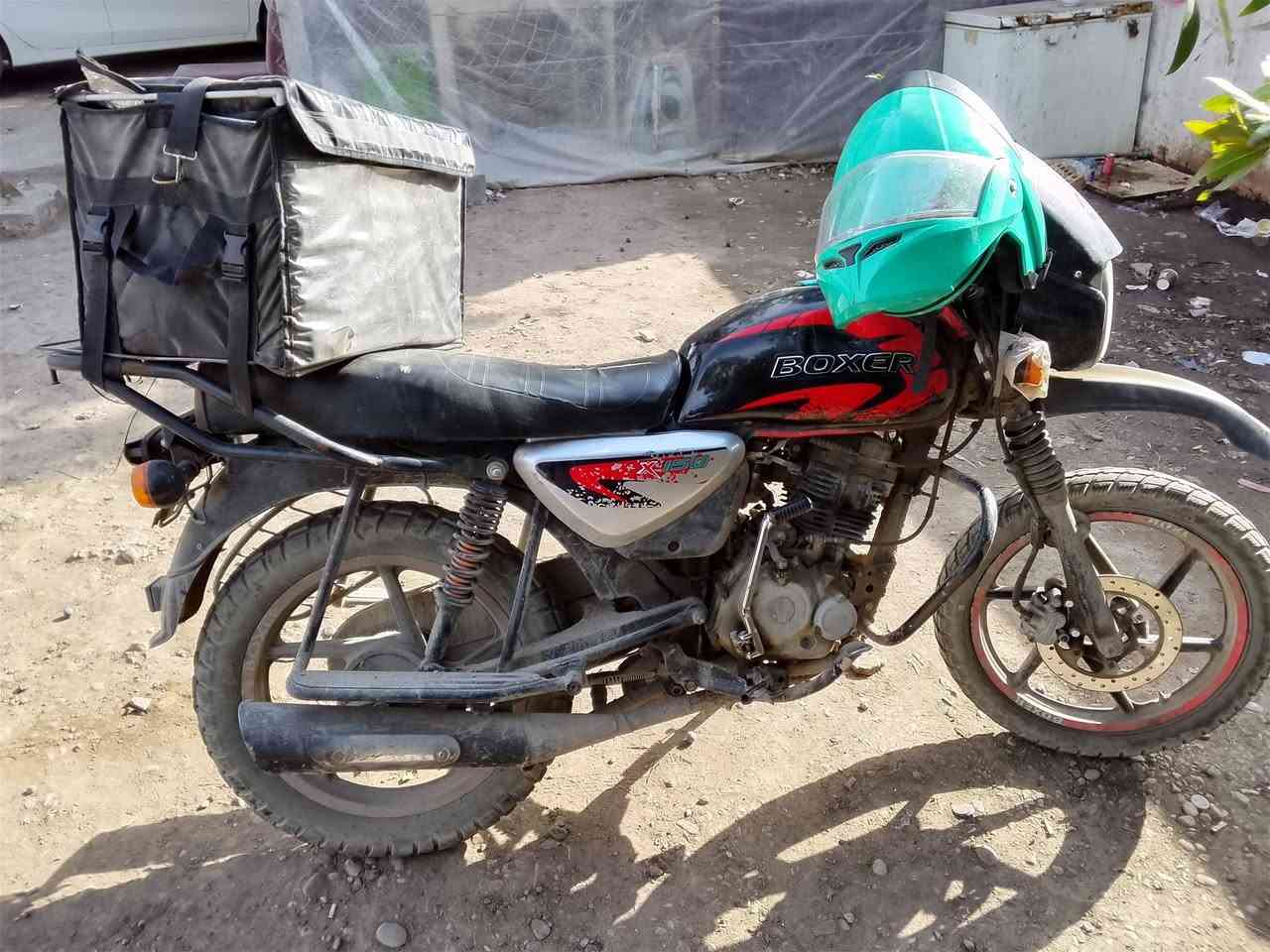 السلام عليكم بوكسر جبلي موديل 21 بدون اوراق بيها لاستيك ولف وبريك خلفي ودبل امامي وبطيخه مال صالنصه للبيع ب800 او مراوس حسب القناعه للتواصل واتساب فقط ***********
