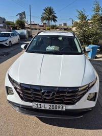 توسان وارد امريكي موديل ٢٢ للبيع   صور الحادث مرفقة بدون دواخل بدون اي...