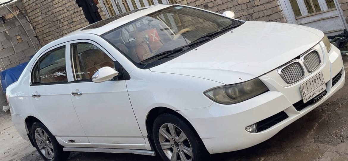 السلام عليكم
  ليڤان  2013  مكفوله كفاله عامه.   
 فقط بيها خياسات واضحات بالصور  مكينه كورلا
جاهزه من كلشي حداديه جديده تخم تاير 
سنويه مجدده 
رقمها ميسان 
السعر ٣٧ وبيها مجال 
العنوان محافظة ميسان قضاء الكحلاء 
***********
