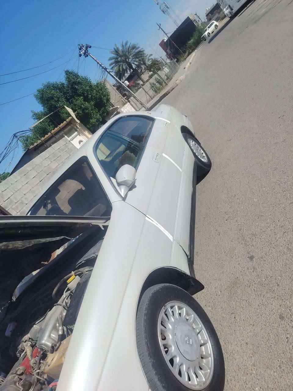 سلام عليكم بطه موديل 93 للبيع السعر 43 وبيها مجال مكاني ديالى بعقوبة التحرير الشراي ينتصل هاذا رقم *********** او خاص
