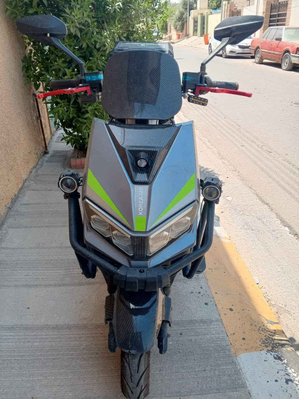سلام عليكم //موطور شحن ليثيوم للبيع 600الف بدون بطاريات مستخدم 4اشهر فقط 
للتواصل//***********//
