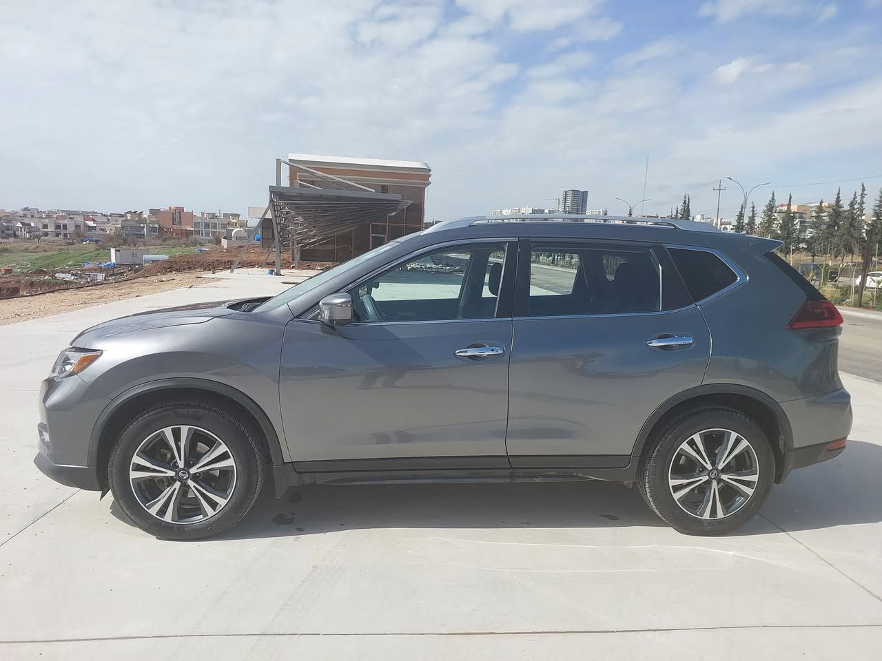 نيسان روج رصاصي 2020

ضرر جمالغ النفر+نصف بوند صبغ

بدون ايرباك

بانوراما فول عدا الكشنات مخمل

المواصفات:

رادار امامي خلفي

نقطة عمياء

لايتات زينون

بانوراما

ستيرن وكشنات تدفئة

فور ويل SV

4 كاميرات

مانع انزلاق

حساسات خلفية

كروز سرعة

نظام ايكو+سبورت

السعر 16500$

مكان السيارة دهوك


**إذا كنت صاحب هذا الإعلان وتريد حذفه لأي سبب، رجاءا أرسل رسالة إلى الدعم الفني**