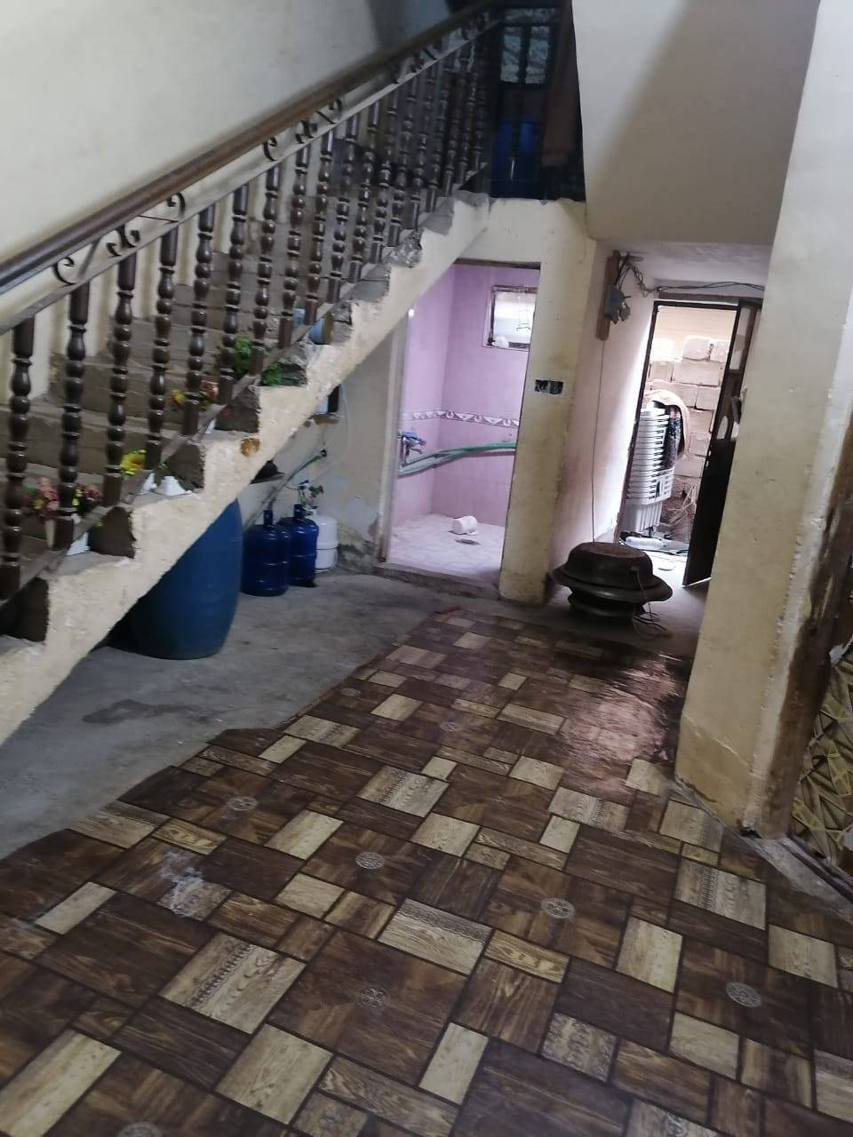 السلام عليكم 
بيت للبيع بحي جبيل
قريب على جامع التقوى 
المساحه 160متر يحتوي على غرفه وصاله وديوانيه ومطبخ السعر65
للاستفسار الاتصال على الرقم 
***********
***********
