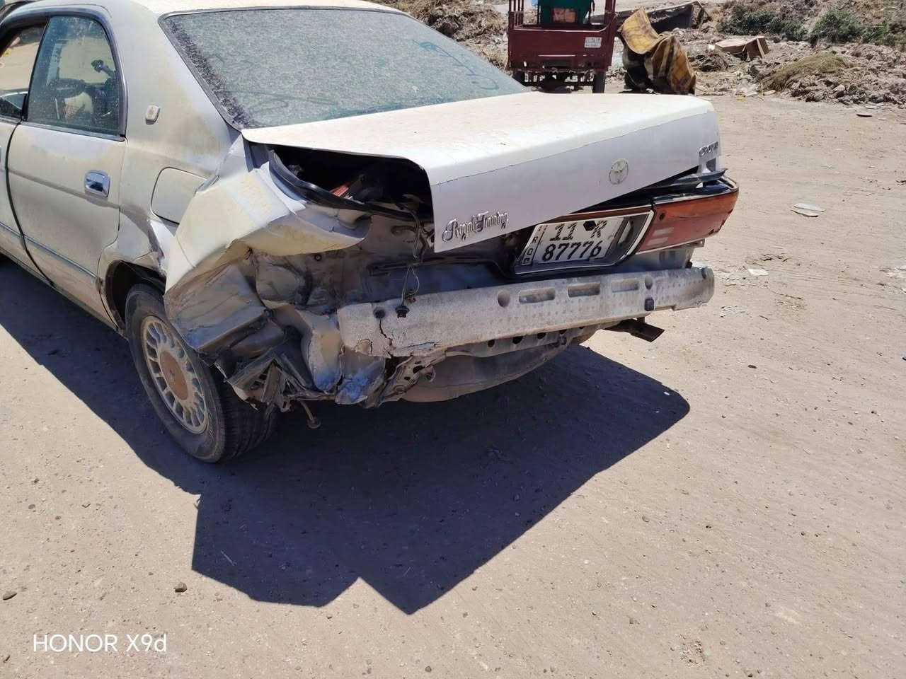 السلام عليكم بطه منفصل مديل ٩٤ رقم بغداد انكليزي بسمي تحويل مباشر سياره بيه حادث بسيط  خلفي ابيع عله وضعه الشراي يتصل عل رقم عنواني كوت مركز المدينه ***********
