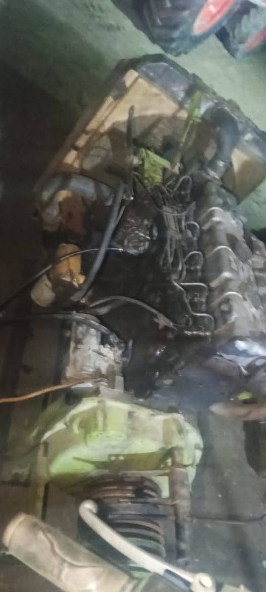 محرك بيركز ابو التفاحه مشروط مع راديتر وسلف وداينمه كامل كل غراضه جاهزه ***********
***********
