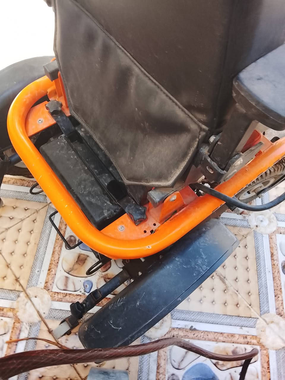 السلام عليكم عربانة شحن للبيع
نظيفة بس اليدة متاخذ شحن ماعرف شنو بيها يعني الخلل ماعرفة وين مرة وحدة ستخدمها الولد هو معاق ومحتاج 

الي ميشتريها خلي يرفع المنشور غيرك يشوفها عنواني ديالى الخالص 

ولكم الاجر والثواب


**إذا كنت صاحب هذا الإعلان وتريد حذفه لأي سبب، رجاءا أرسل رسالة إلى الدعم الفني**