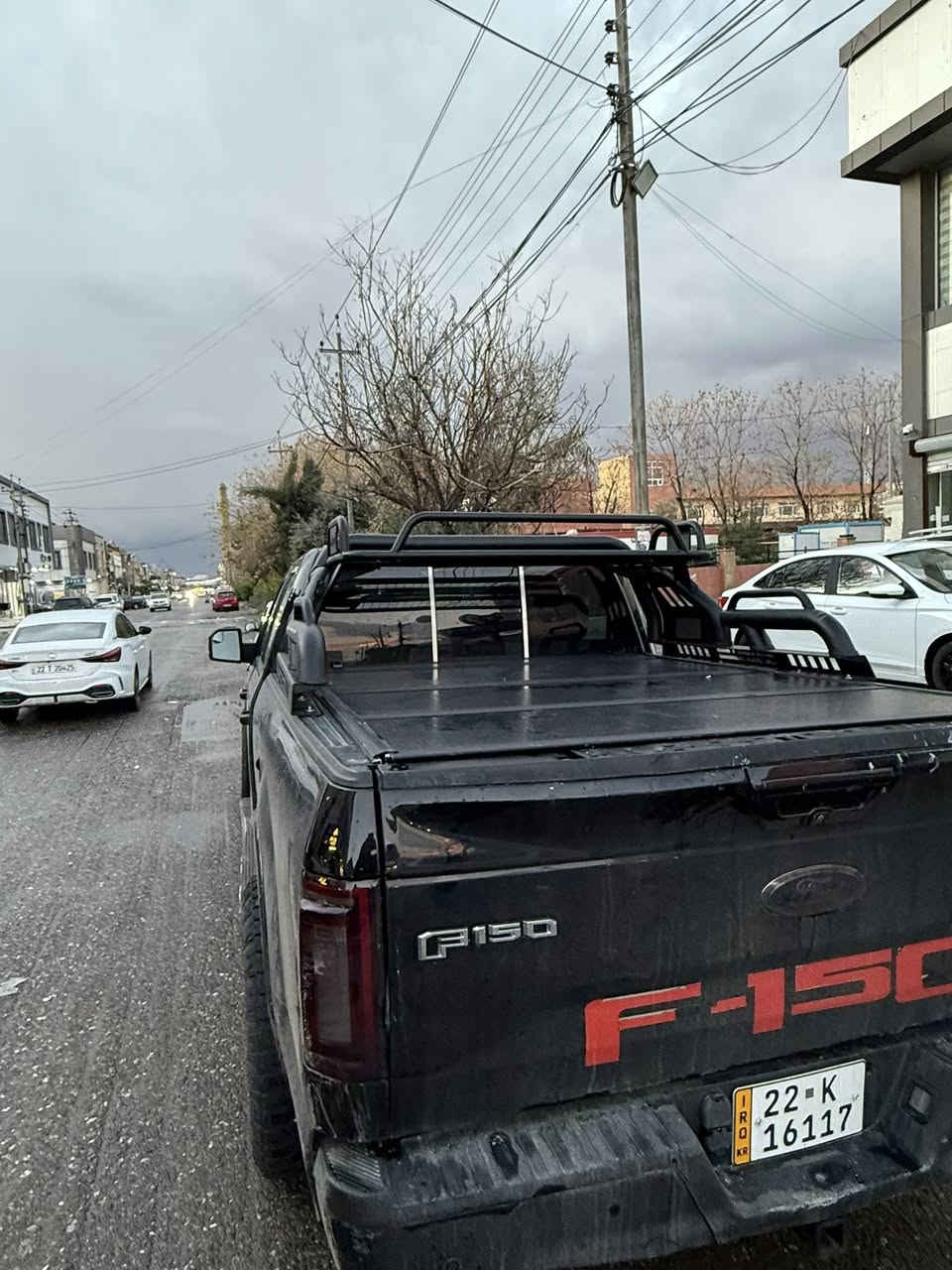 فورد f150 2016 لاريت بانوراما
فول فول مواصفاته معروفة 
دبل اكسل باب طويل بدي طويل
3 قطع بيها بابين وچاملغ  جهة السكن
سعر 187 مكان السيارة اربيل
***********
