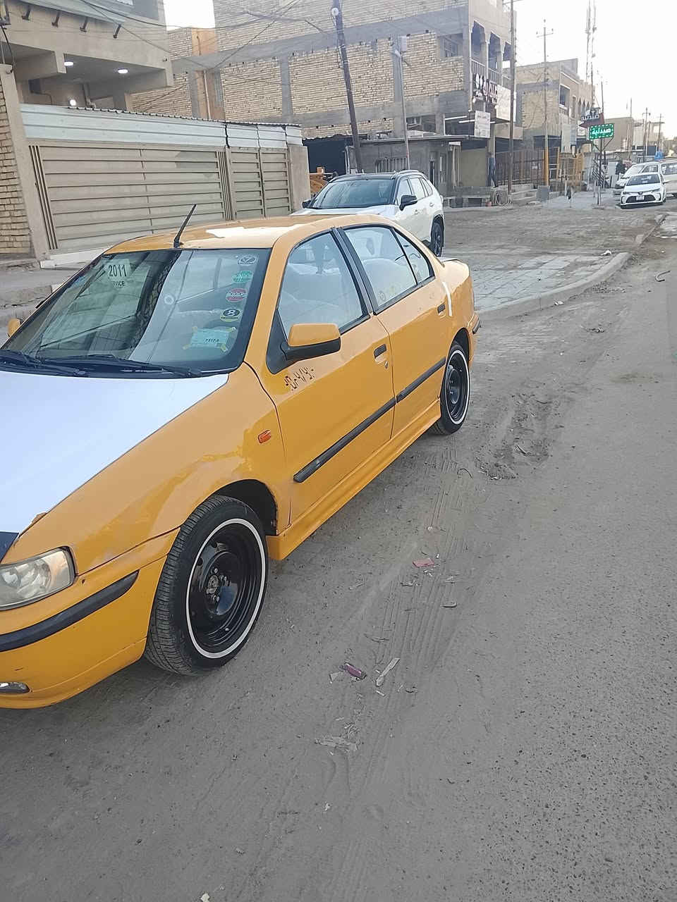 سلام عليكم ورحمه الله وبركاته سمند البيع موديل 11 رقم بغداد إنكليزي مصفره هيهة  وغرامات مكينه كير جدد تخم تاير جديد صدر جديد كهربائيات كلها شغاله سياره خير من الله تجي وشوف بعينك سنوه الحد 30 ساره جاهزه وناعمه مناقصه شي بس تبريد عاطل عطله بصيط هاي تفاصيل السياره فدوه لعيونك بس الشراي يتصل السعر 34 الاتصال *********** للمكان بغداد المعالف تقاطع الربيعي اهم شي يكون تحويل مباشر
