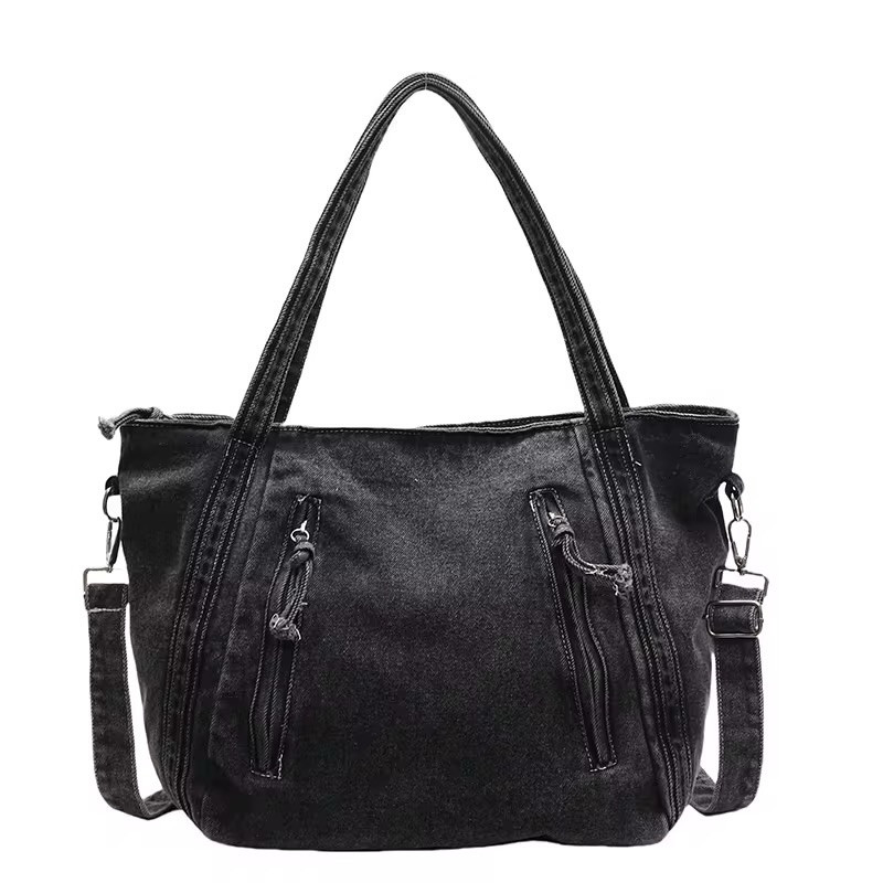 ✨ HM Denim Bag ✨

شنطة جينز بتصميم أنيق وعصري، تجمع بين العملية والستايل بكل تفاصيلها 💙
مناسبة للدوام، الجامعة، الطلعات والاستخدام اليومي، وتنسق بسهولة مع مختلف الإطلالات 🤍

💰 السعر: 16,000 د.ع
🚚 التوصيل إلى جميع محافظات العراق: 4,000 د.ع فقط
✅ ضمان فحص القطعة أمام المندوب قبل الاستلام

📩 للحجز والاستفسار مراسلتنا على الخاص.

#HM #Bag #DenimBag #IraqShopping 👜✨


**إذا كنت صاحب هذا الإعلان وتريد حذفه لأي سبب، رجاءا أرسل رسالة إلى الدعم الفني**