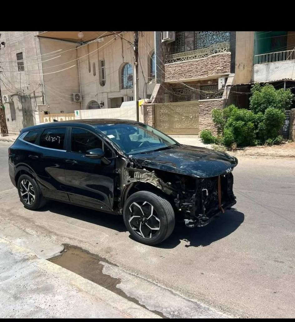 سبورتج  موديل 25 فول عده الفتحه محرك 2500 سياره متعرظه لحادث ب أمريكا هذه ظررها بصوره سعرها 125،،،،، ***********
