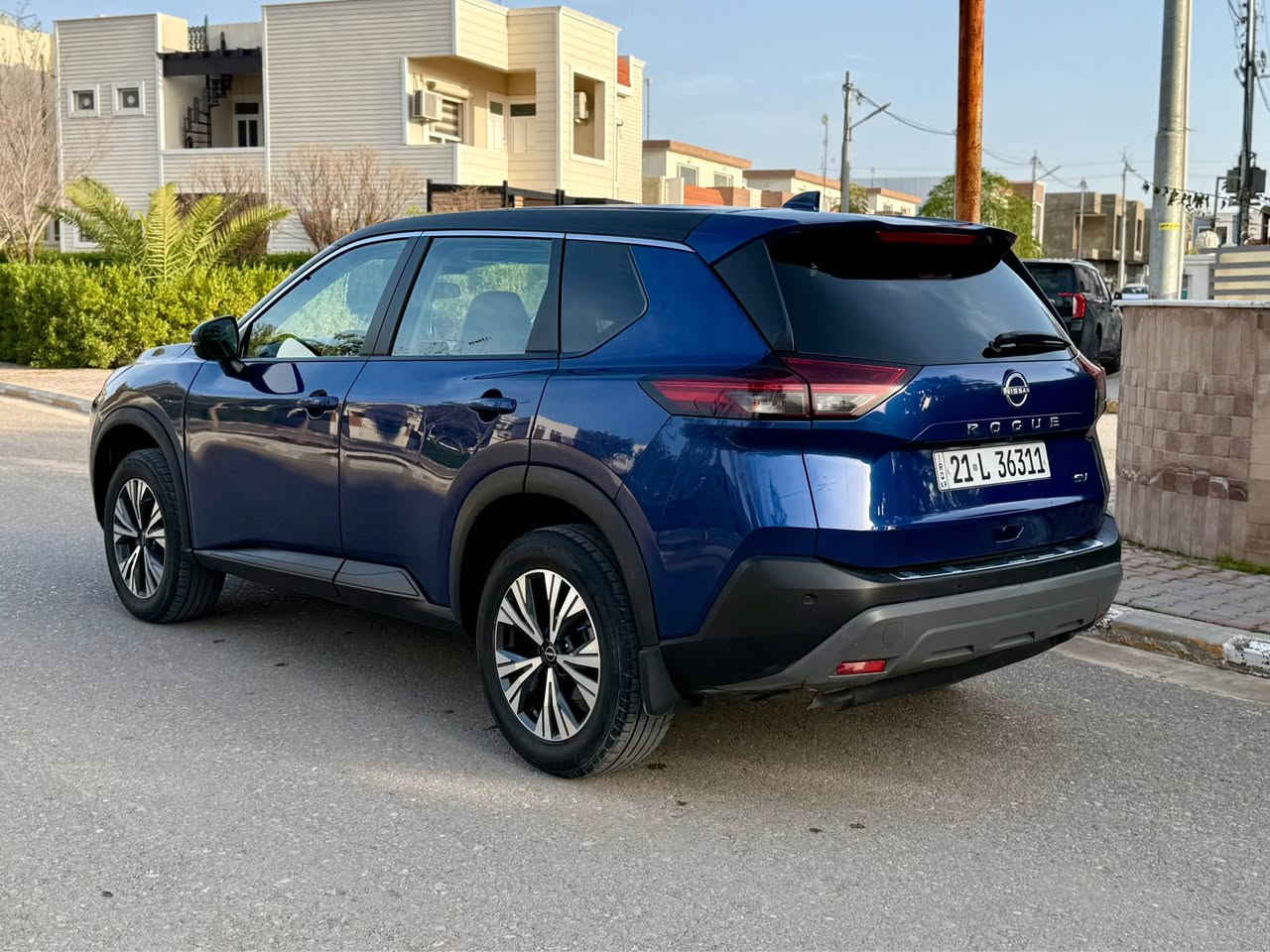 سلام عليكم 
نيسان روج موديل 2022
رقم سليمانيه سنويا رقم كلشي جديد 
السيارا بي قطعتين صبغ 
شرط بدون دواخل 
ماشي 28 الف ميل 
محرك 1500 تيربو 
موصفات SV 
سيارا داخل ابيض 
تخم تاير صدر كله جديد 
صور الحادث موجود ويا المنشور 
سعر 140 بي مجال 
مكاني ديالى خانقين 
للاستفسار *********** خناقين, ديالى
