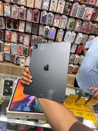 ايباد الجيل الرابع البرو حجم الشاشه 12.9 الجهاز مداخل صيانه ابد بطاريه...