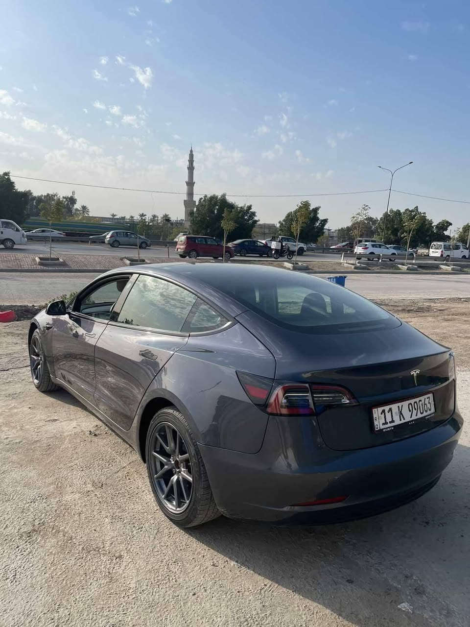 تيسلا موديل 3
2023
ممشى سياره 43km

اونلاين اخر تحديث 
مربوطه عالتطبيق الاحمر  
لغة عربية
بدون ايرباك
 اللون فيلي 
تك ماطور  

440km

مكانها بغداد سياره باسمي تحويل ثاني يوم

للبيع 

السعر 145
تواصل واتساب فقط
***********
