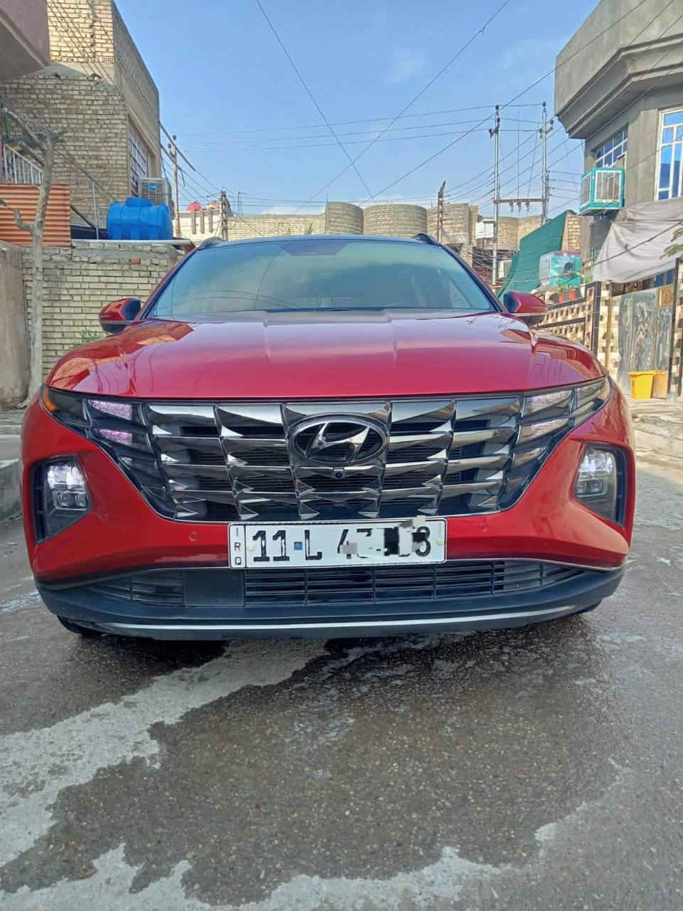 السلام عليكم توسان موديل 23 وارد أمريكي ماشيه 31 الف  الحادث موضح بلصوره السياره أعلى فئه تقدم وترجع عن بعد وتشغيل عن بعد صندوق كهربائى كامرات جانبيه رادارات فول موصفات السعر (20$الف)دفترين وبيه مجال حك الجيه للإستفسار الاتصال على الرقم 
***********
