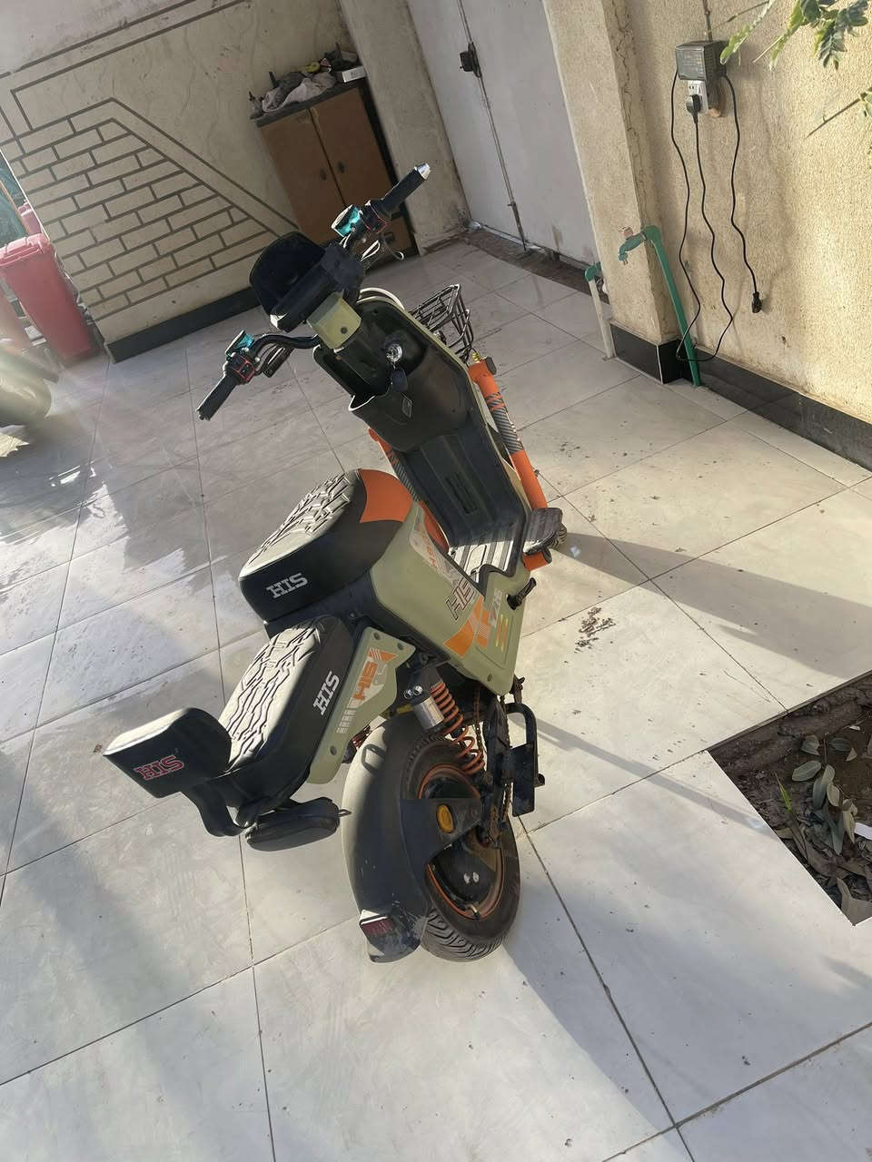 دراجه شحن للبيع
اج 900 نضيفه كلش بطاريته 32 ماخذه قبل شهرين ب600 الف اريد ابيعه لغرض السفر 

السعر 400 الف 
***********
