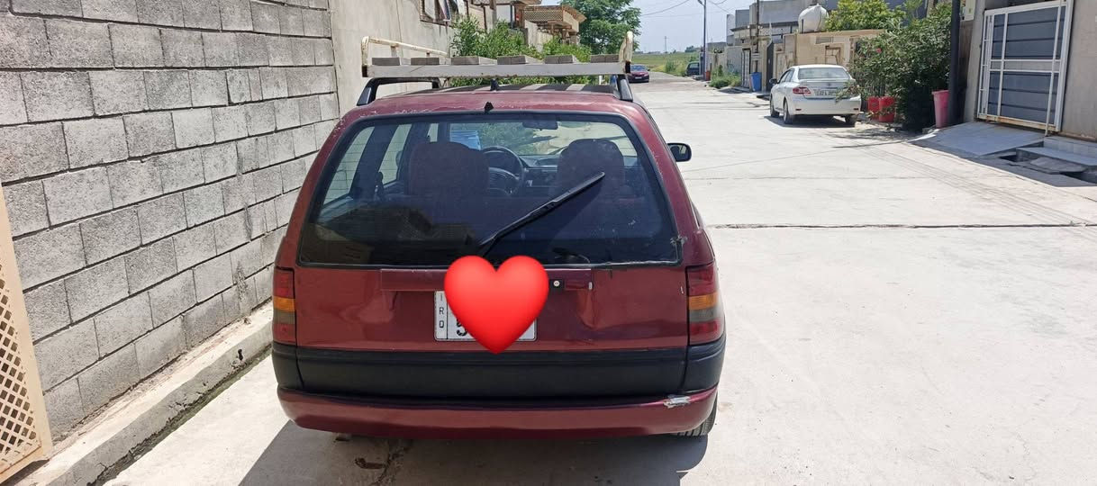 اوبل استر
موديل 
دواير ودوسات ما مصلح 
محرك 20 بشرط لا صرف ولا نفخ 
كير تومتيك 
كهربائية شغاله 
سعر 53 وبي مجال 
رقم الهاتف 
***********
***********
