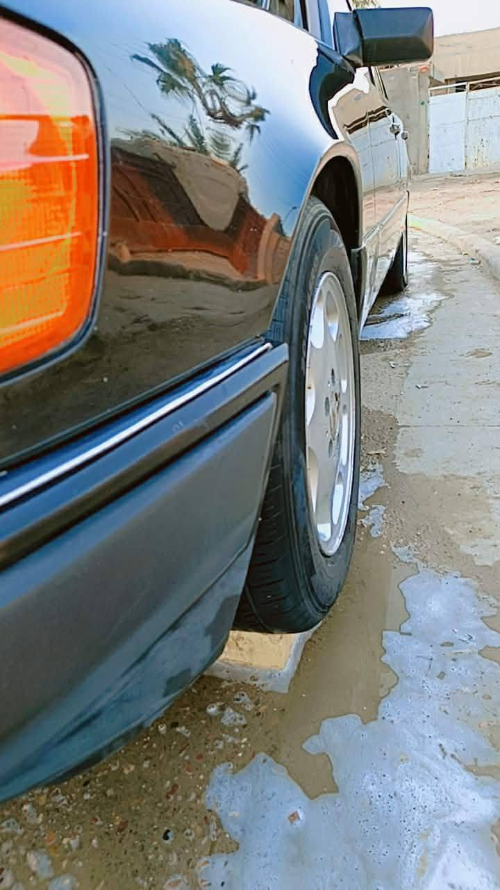 سلام عليكم مارسدس مديل 92 كشنات كهربائي القواعد بلادي جديد اريل كهربائي تجاوي كهرباي مصبوغ جماليه مكينه كير مكفول 300 قبق اسود بلادي وجديد صدر امامي وخلفي جديد تخم تاير جديد السعر ٧٤ وبيه مجال بغداد حي البتول *********** بي وتساب وشرط التحويل
