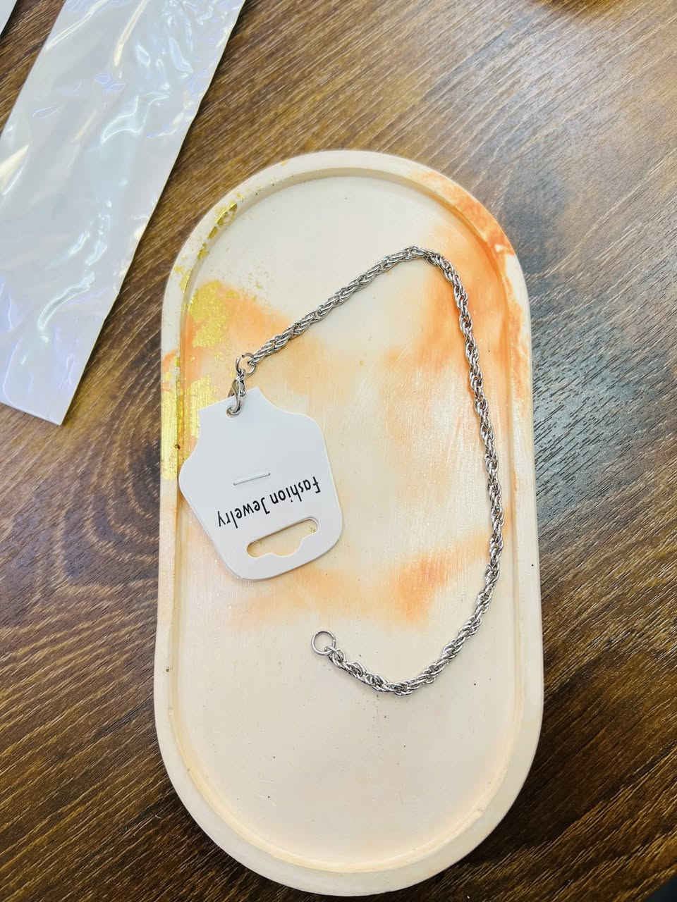 اكسسوارات باربي ✅

توفر اسوار رجالي 
تصاميم مختلفة 

طلاء نحاسي 

السعر الفين دينار ❤️‍🔥


**إذا كنت صاحب هذا الإعلان وتريد حذفه لأي سبب، رجاءا أرسل رسالة إلى الدعم الفني**