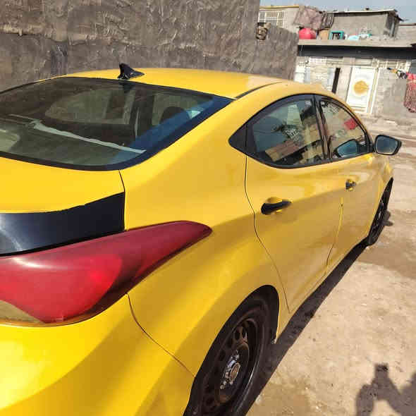 سلام عليكم انتره وارد ومريكي 2015 حادثه جاملق الخلفي قبق جنطه مبدل مكينه 1800 صدر مامي خلفي جديد سعر 100وبيه مجال استفسار *********** بغداد
