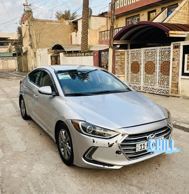 سلام عليكم
للبيع هونداي انترا امريكي 

موديل 2018 

حادث خفيف تبديل بنيد فقط بدون دواخل 

رقم بغداد انكليزي باسمي 

محرك 2000 دوش 

رادارات 

ويل كب 

لايت زنون

شاشة + كامرة دوارة

تحكمات ستيرن 

وبعد بيه مواصفات 

مكان سيارة بغداد 

السعر 115 وبيه مجال 

رقم تلفون ***********
