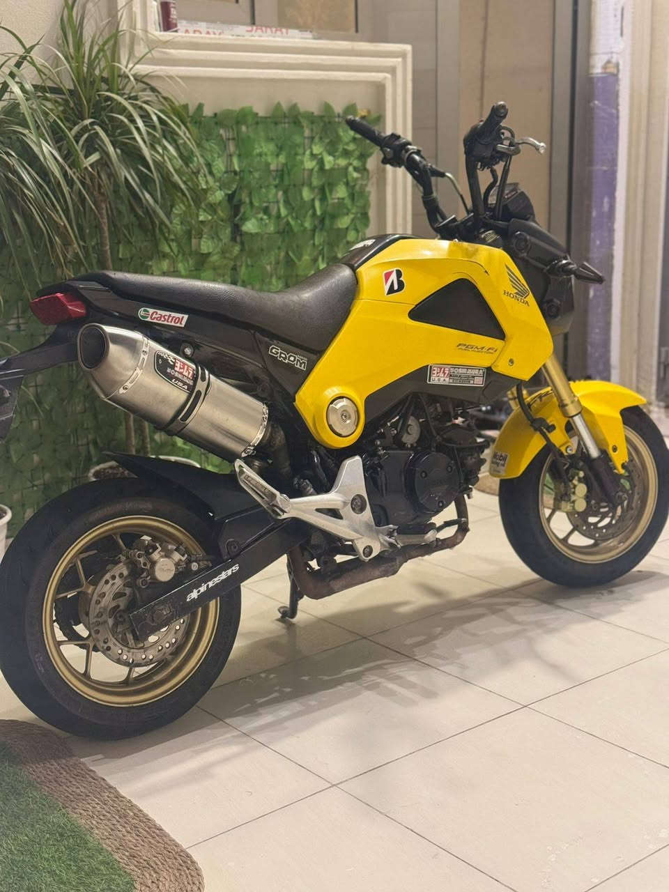 هوندة كروم للبيع 2018
دراجة بلادية ماشية 42الف
عليهة كزوز Yushmara✅

قطعة مميزة 

مكانهة ناصرية سعر خاص📍

للاستفسار (***********)☎️
