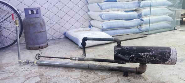 السلام عليكم غراض فرن للبيع اخوو الجديد 50 طاولي وسله وتزكاه وماكنة وحده نفط والثانية غاز مكاني بغداد الغدير قرب مدرسة المعالي *********** متواجد على الاتصال والواتساب
