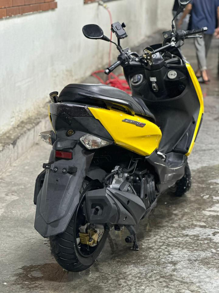 ماجستة اس مديل 2023 دراجة بحالة الوكالة 
بسعر 15 ورقة رقمي ***********
